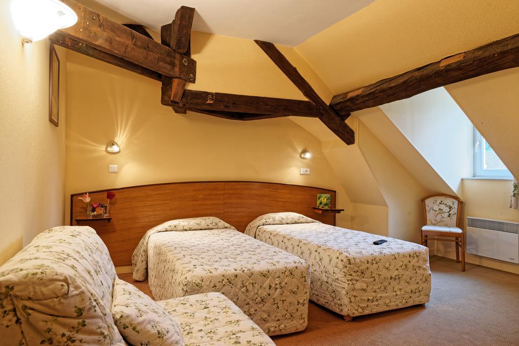 Logis Des Trois Maures Hotel Couches Exterior foto