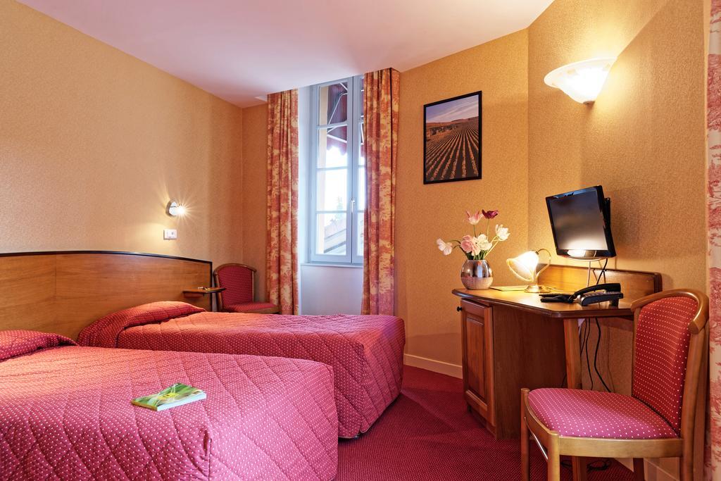 Logis Des Trois Maures Hotel Couches Exterior foto