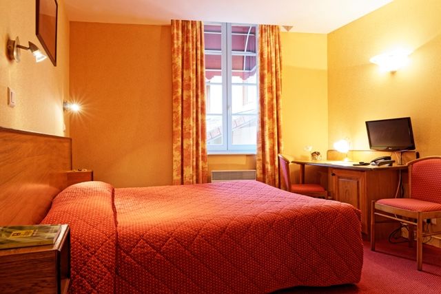 Logis Des Trois Maures Hotel Couches Exterior foto